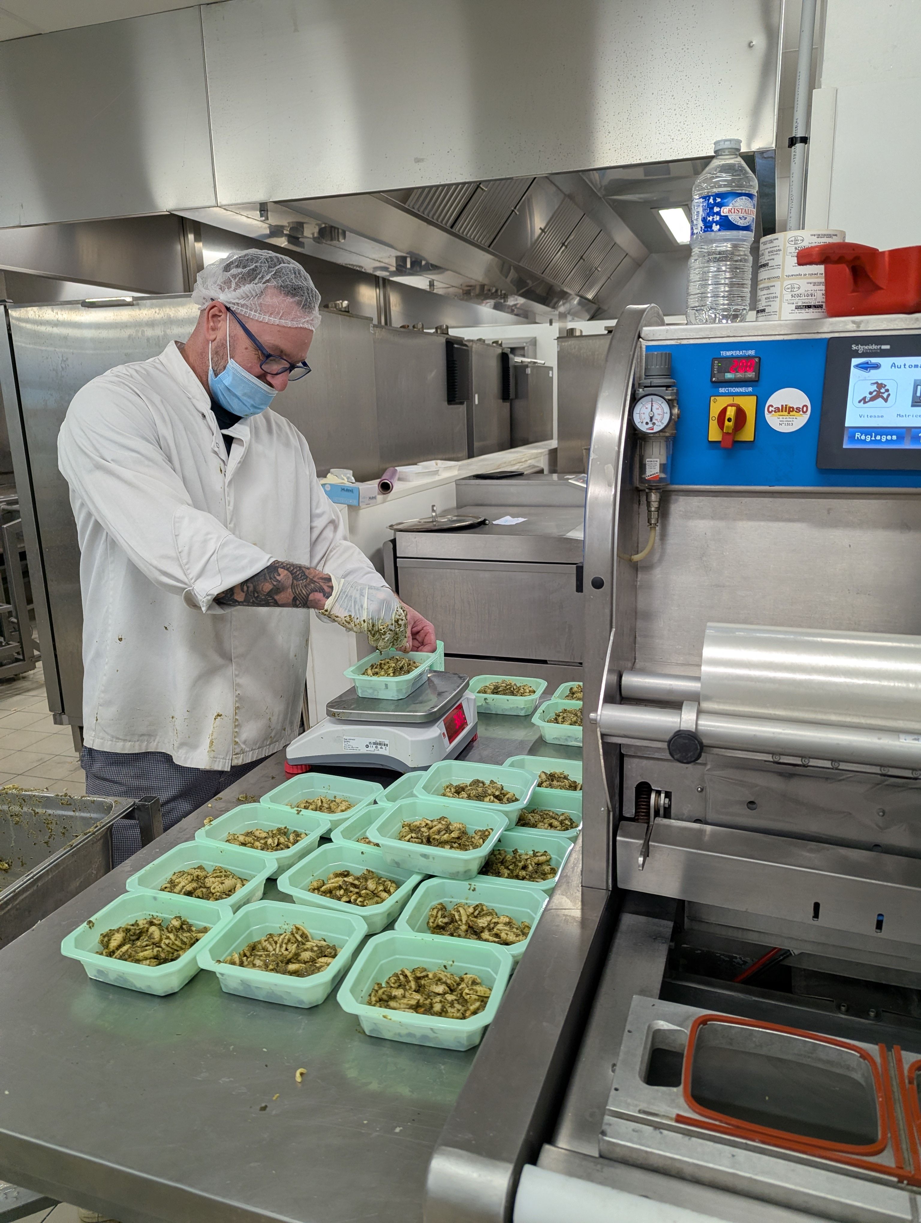 Mise en barquettes des denrées